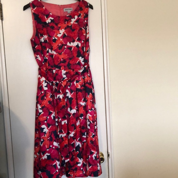 Dress - Picture 3 of 6